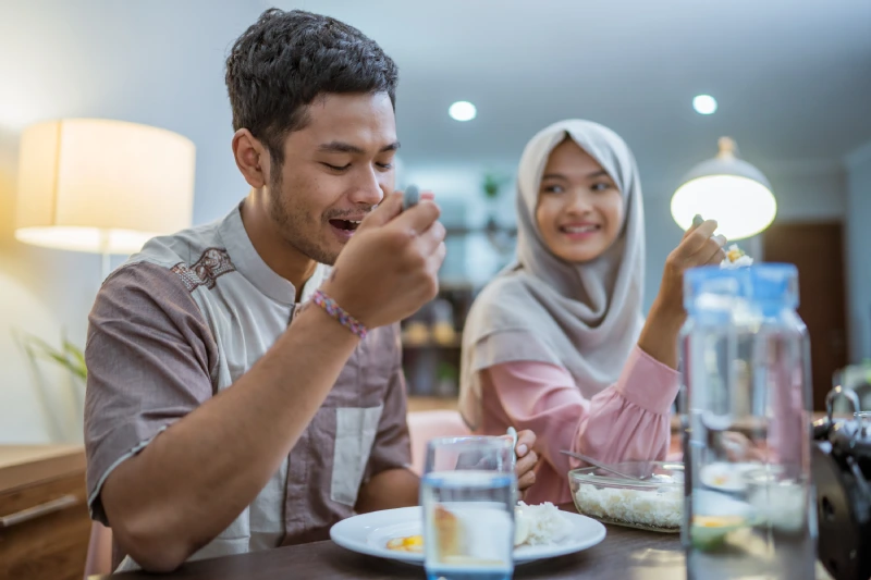 7 Tips Sehat di Bulan Ramadhan agar Tetap Bugar dan Fit