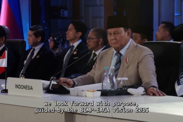 PRESIDEN-SOROTI-KERJA-SAMA-KAWASAN-YANG-ADAPTIF-UNTUK-KETAHANAN-ENERGI