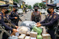 Barang Bukti Penggeledahan Kasus Korupsi dan TPPU Dapat Pengamanan Khusus dari Polisi